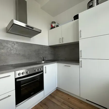 Aparthotel Living 3 *